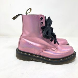 dr martens pink pascal rs 8 eye metallic boots